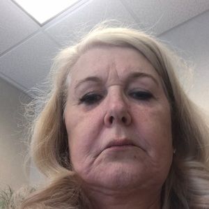 Meet your Posher, Lynda